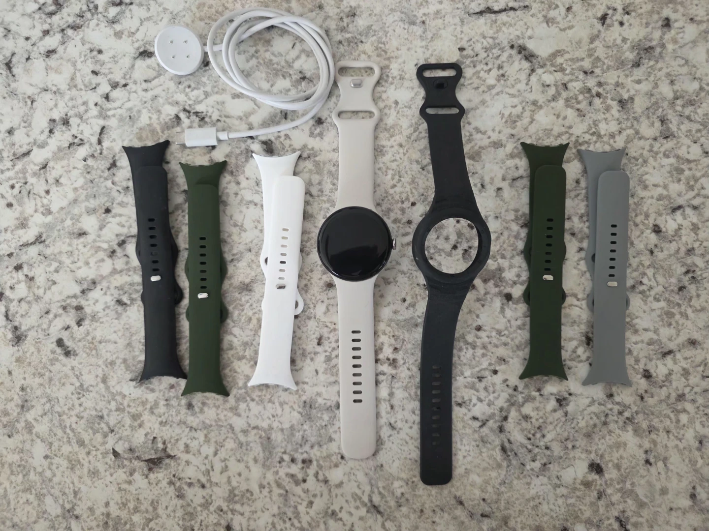 Google Pixel Watch 3 Smartwatch with Multiple Bands & Charger - photo 5