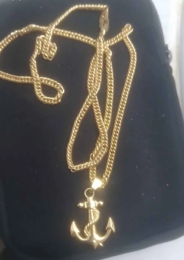 Gold Anchor Pendant Necklace Plated - photo 2
