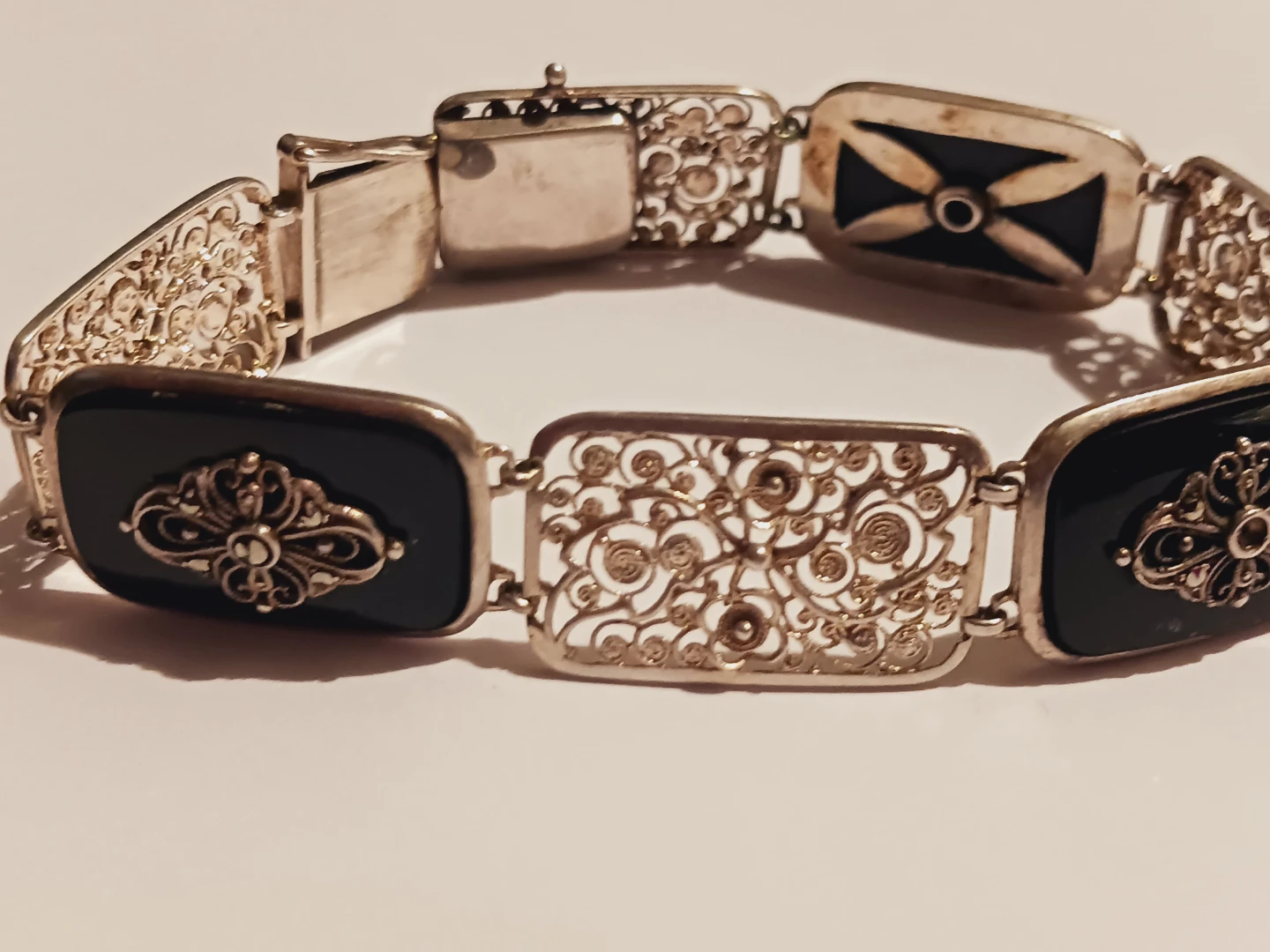 Gorgeous Art Deco Sterling Silver Filigree Black Onyx Bracelet - photo 2