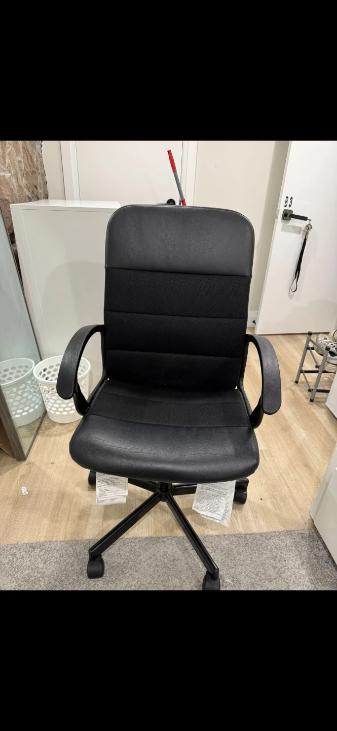 Black Office Chair