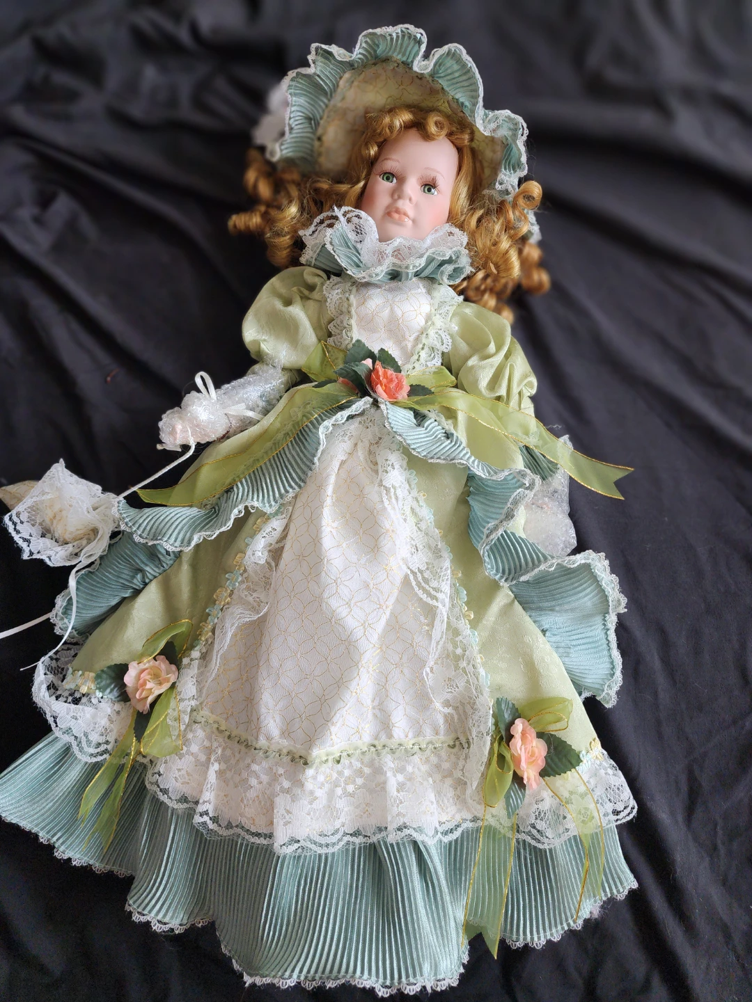 Porcelain Doll - photo 2