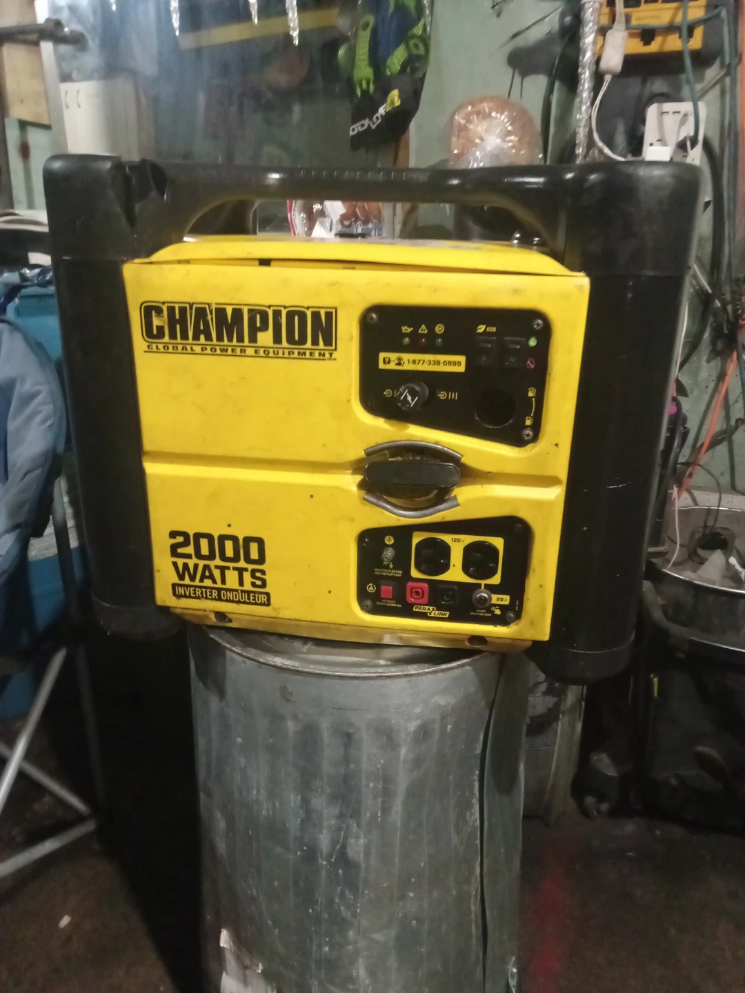 Champion 2000 Watts Inverter Generator - photo 2