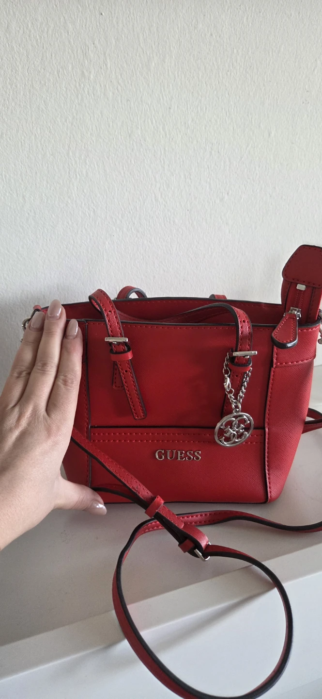 Red Guess Bag NEW! - photo 3