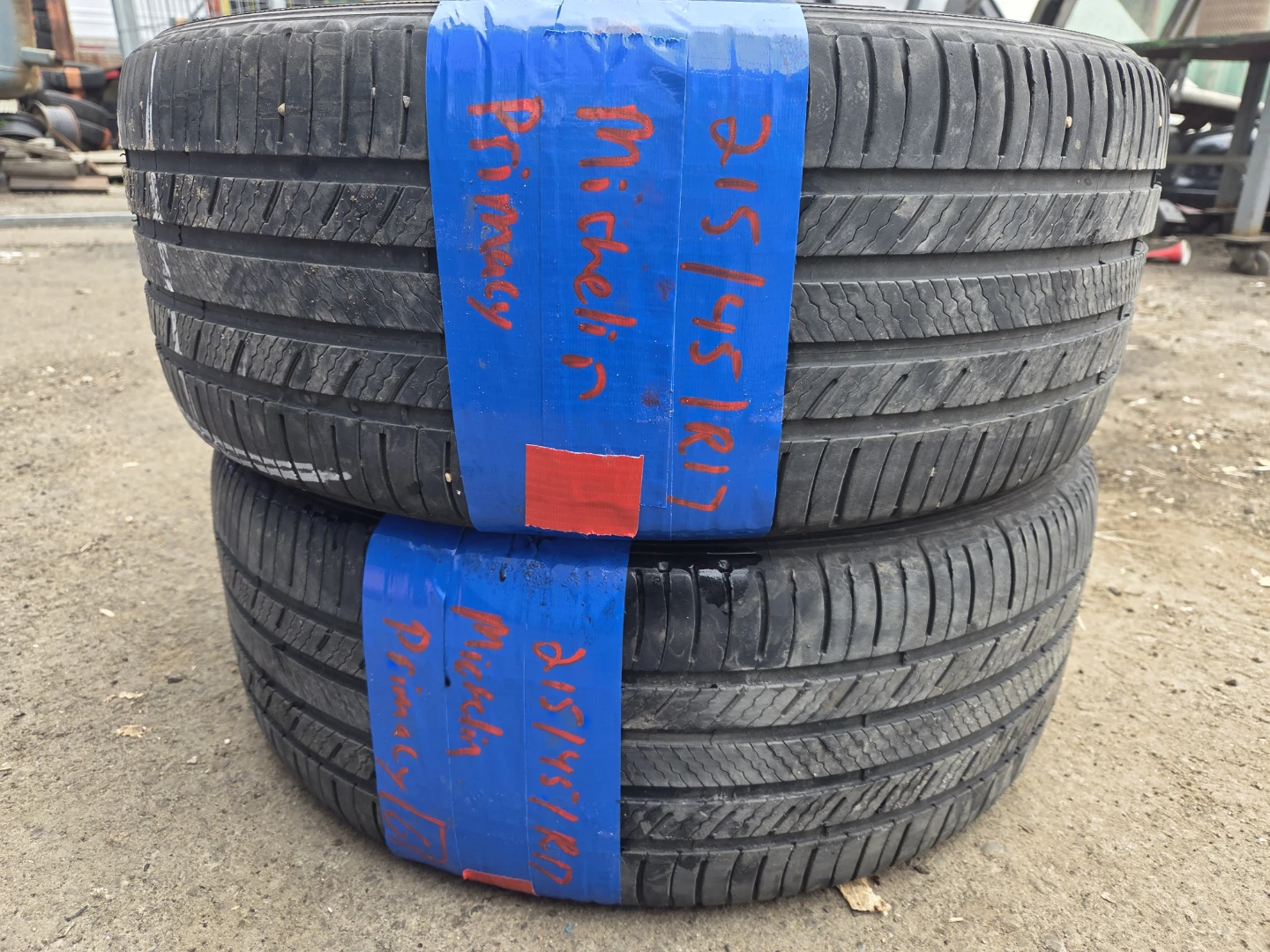 2 x Michelin Primacy Tires 215/45R17