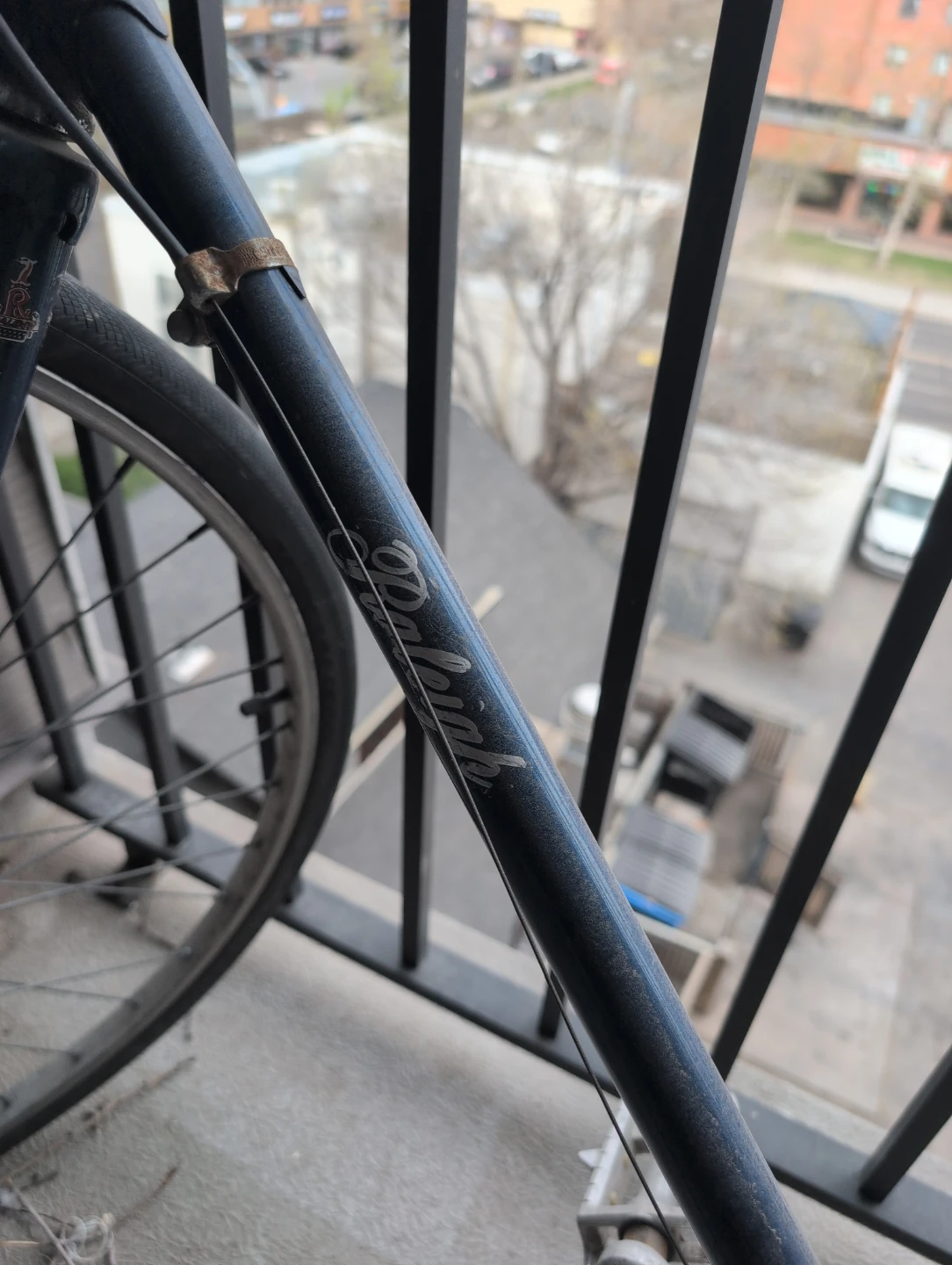 Raleigh Men's Road Bike - photo 2