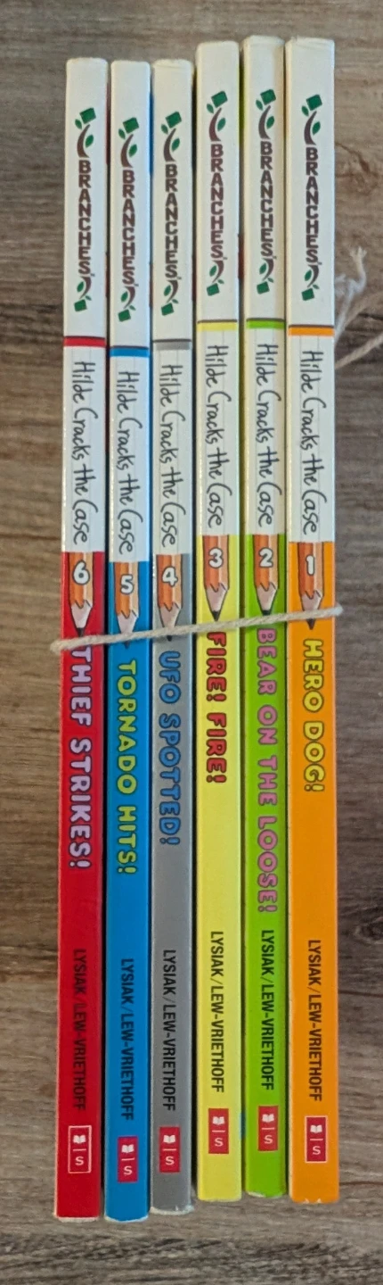 Hilde Cracks the Case Book Series - photo 2