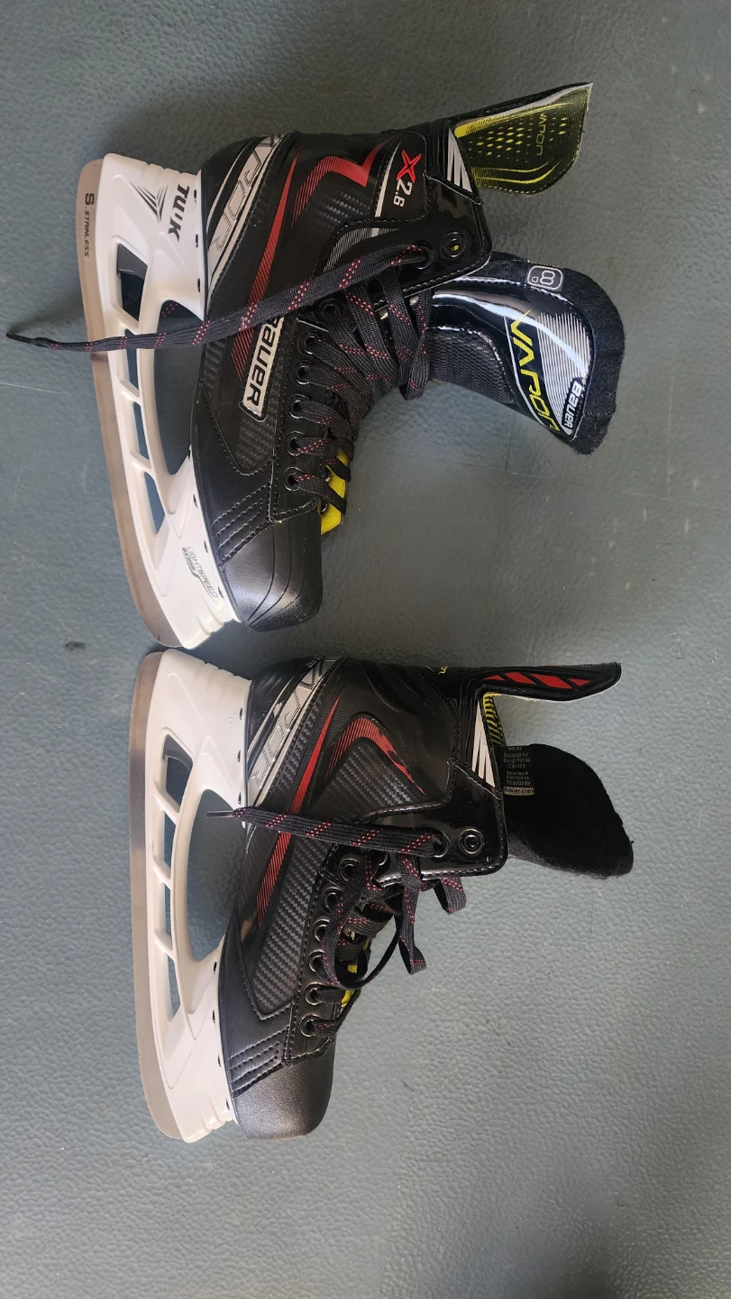 Bauer X2.6 Hockey Skates size 8.5 /EUR 43