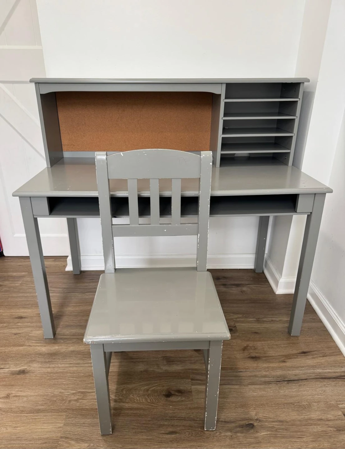 Gray Kids Desk with Hutch and Chair - photo 2