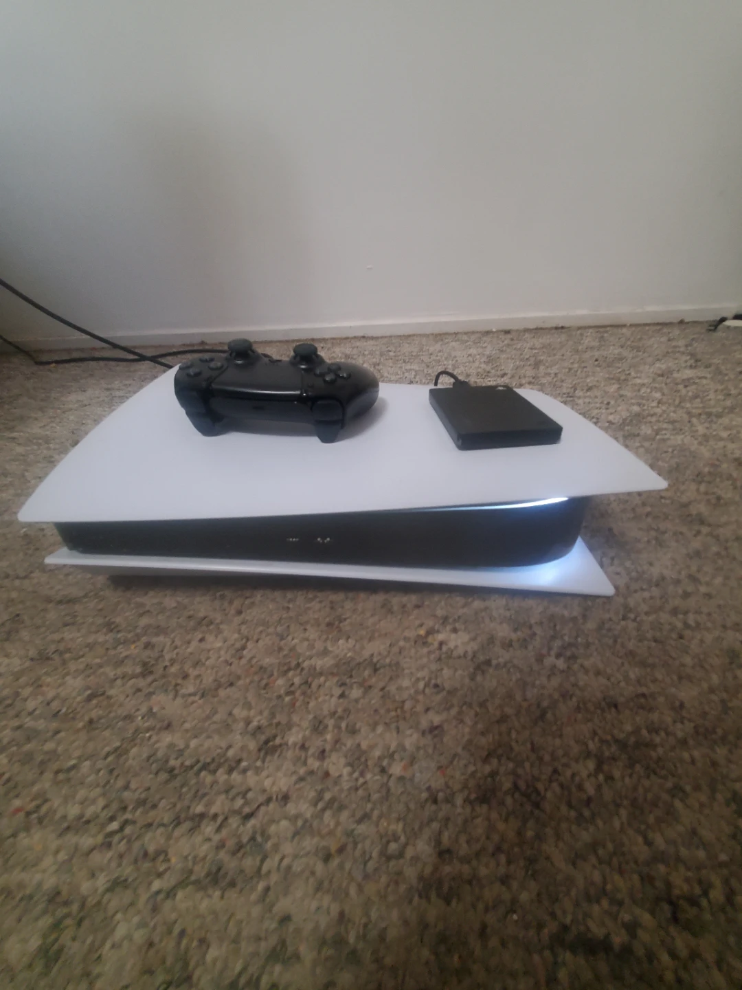 Playstation 5 with controller and extended storage - photo 3