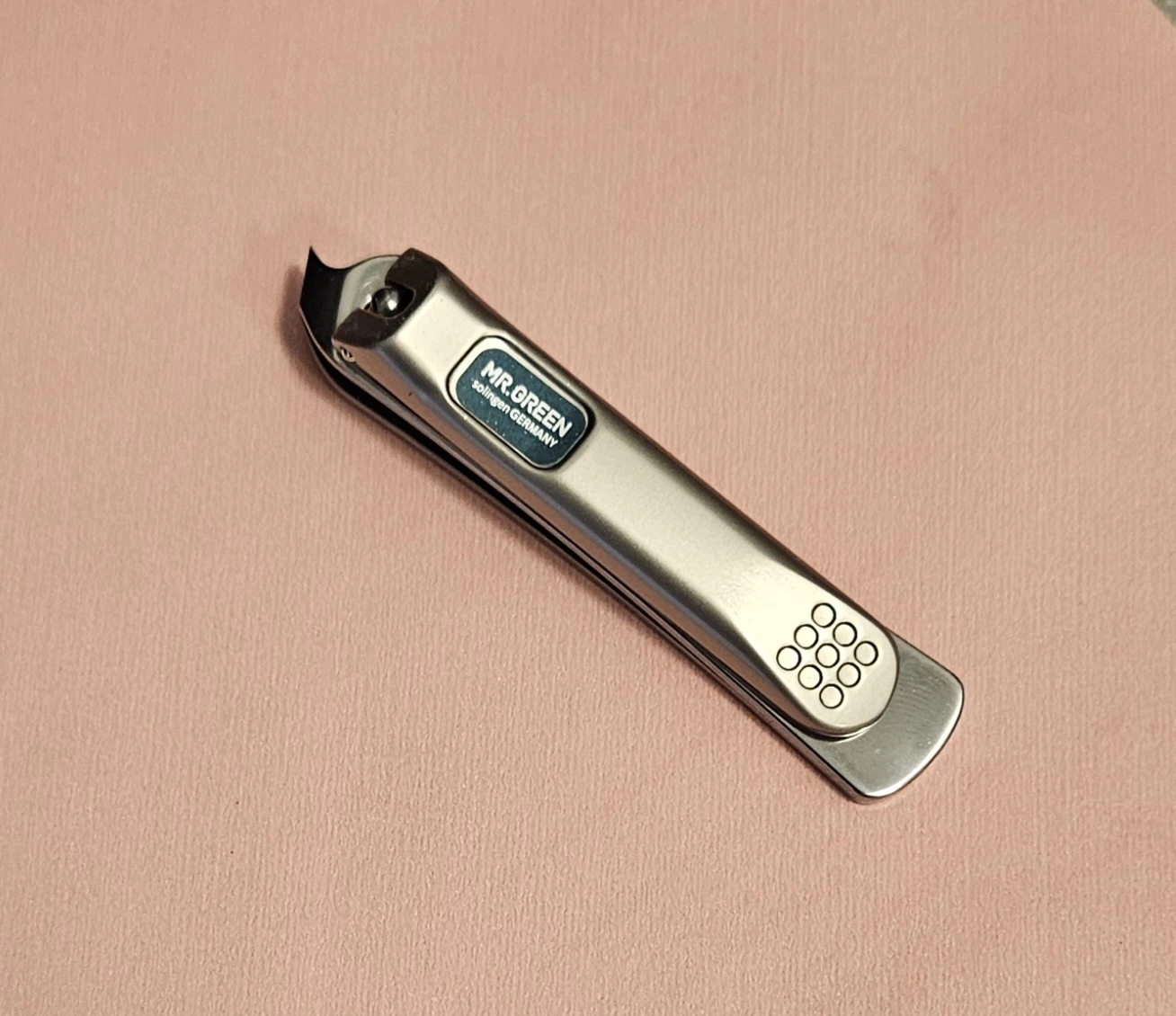 MR.GREEN Nail Clippers