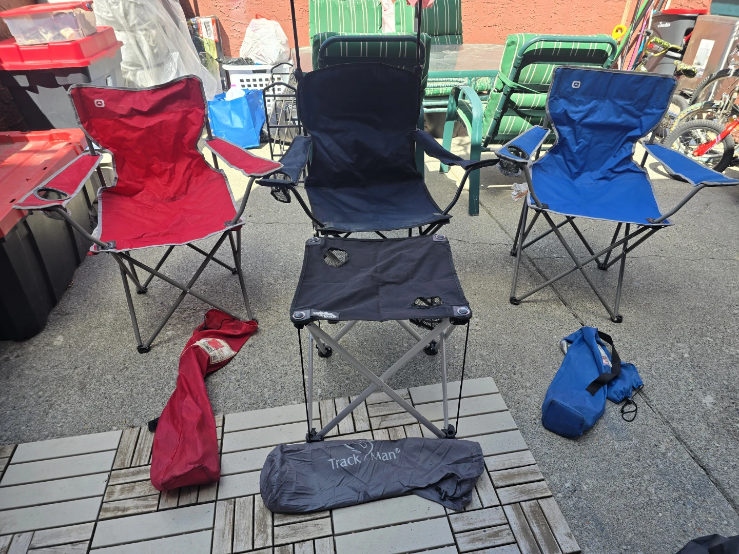 camping chairs and table
