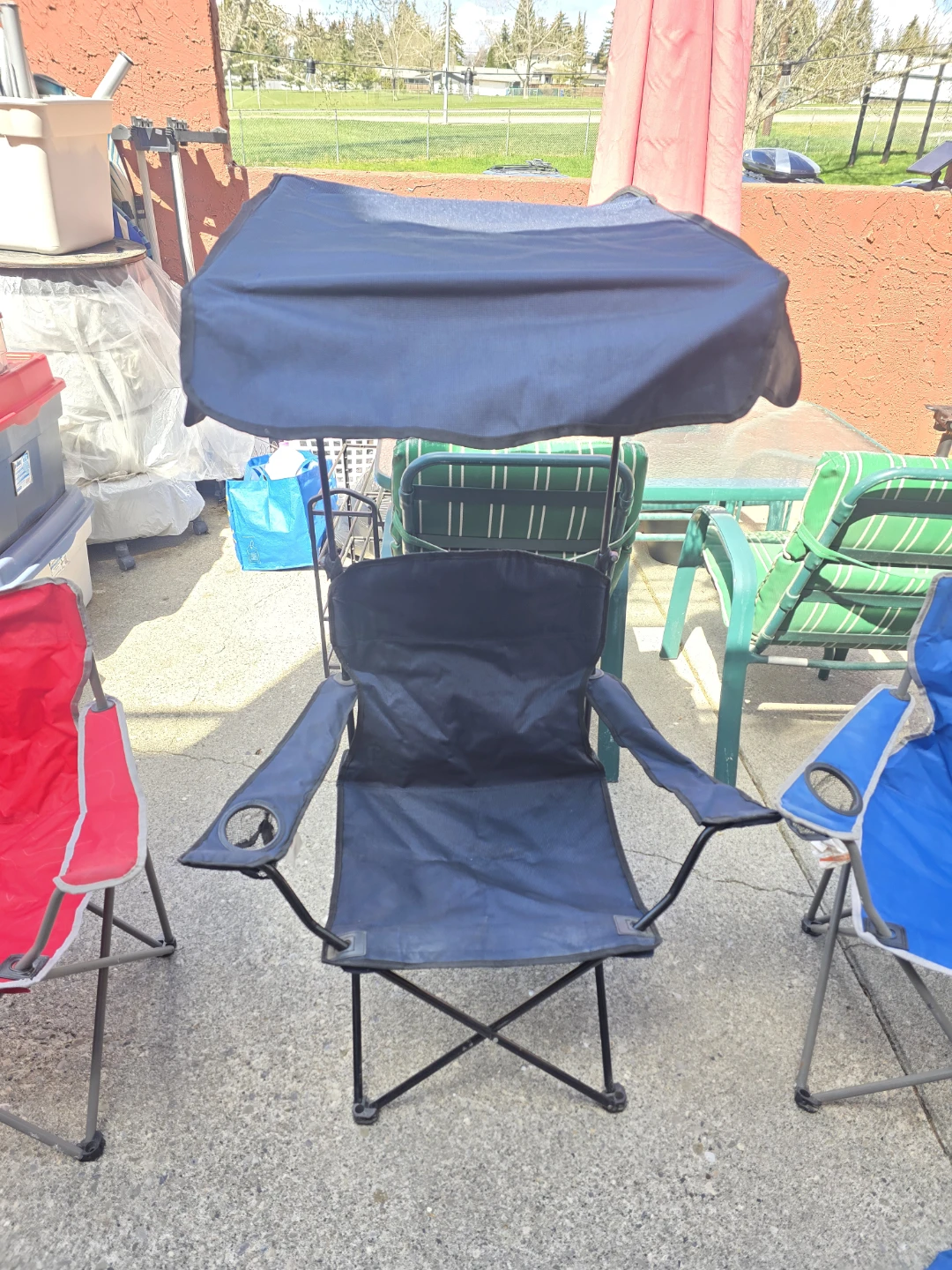 camping chairs and table - photo 5