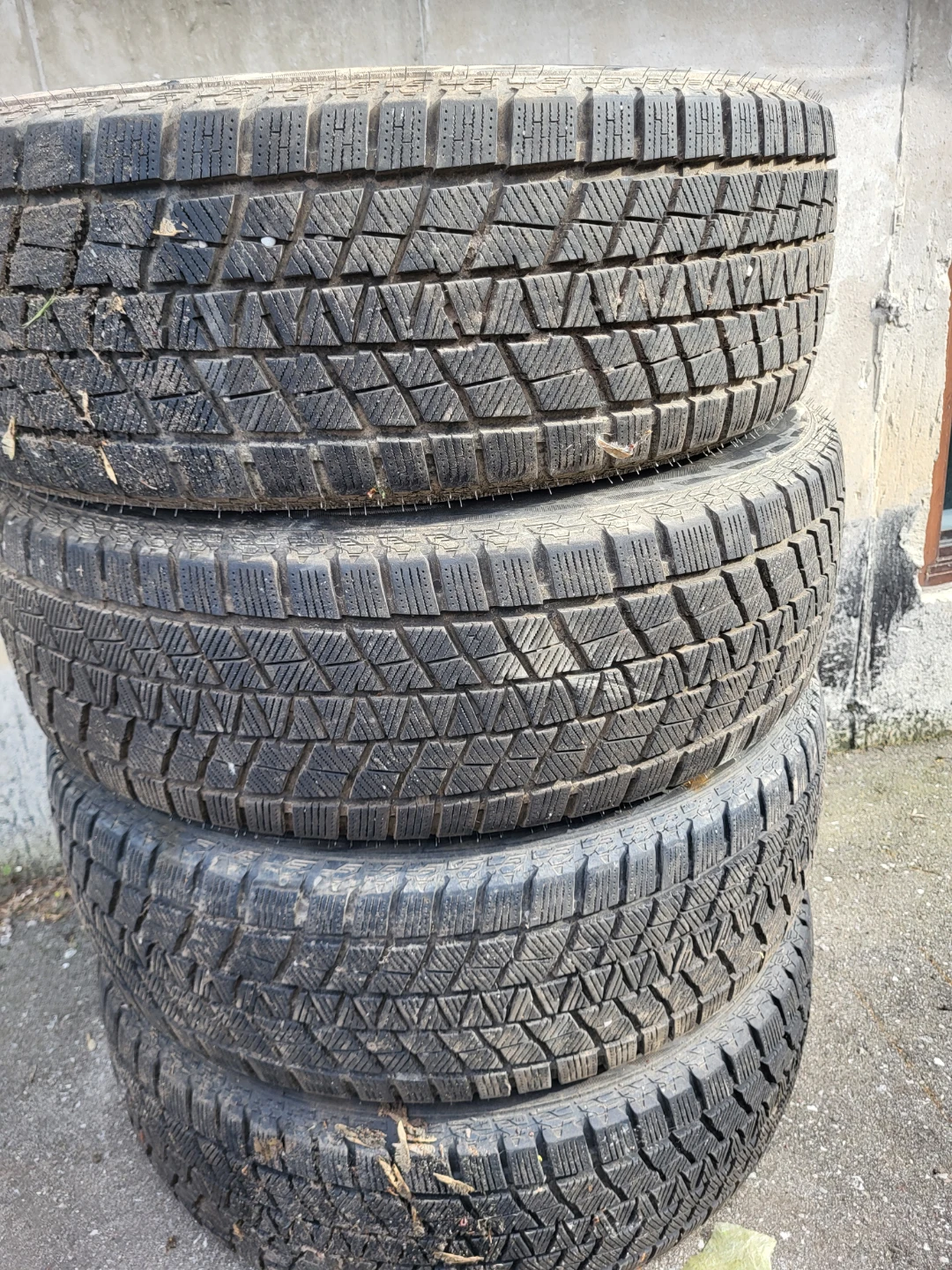 Set of 4 Winter Tires with Rims - photo 2