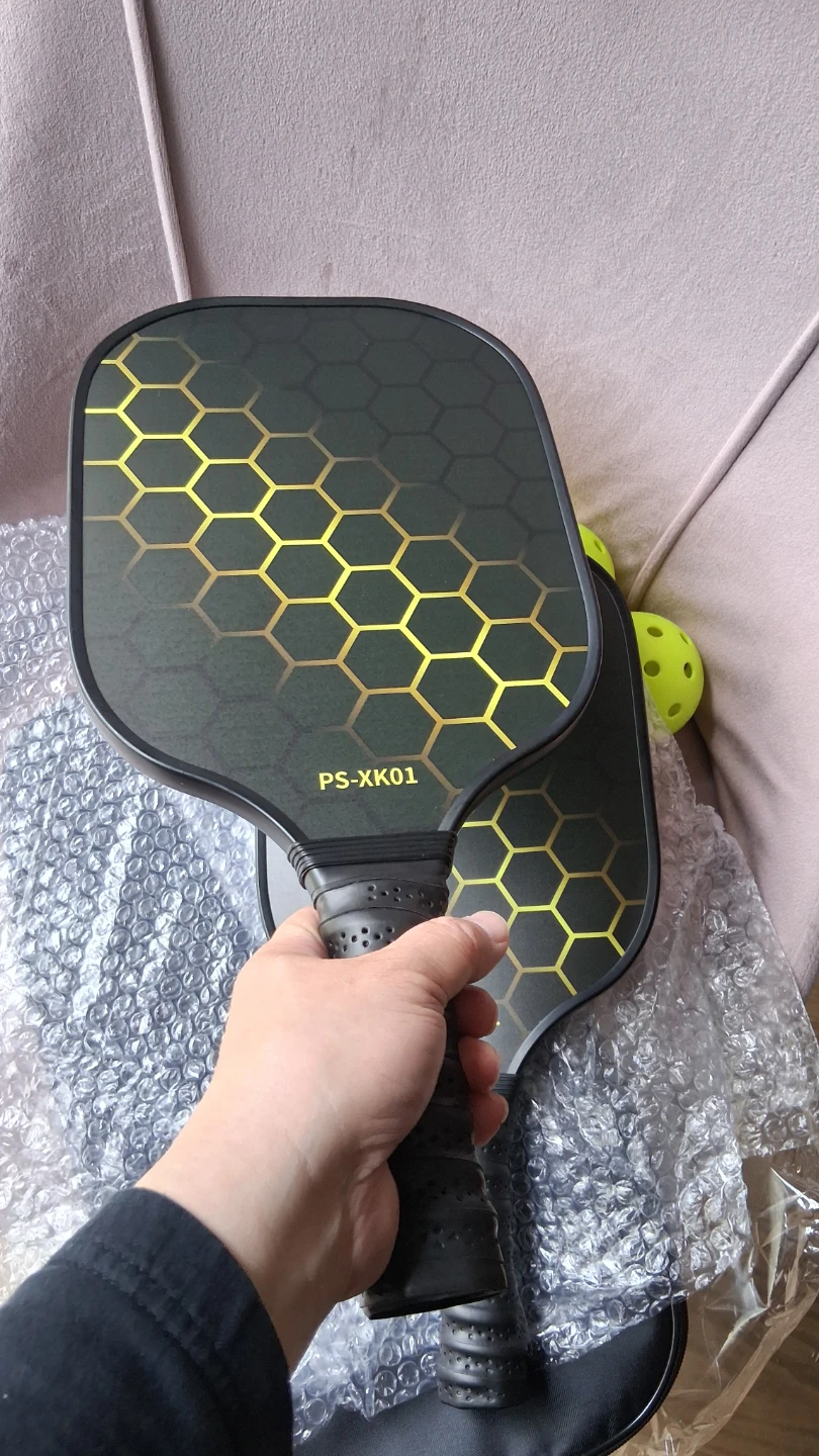 NEW UPGRADED Pickleball Set 2 Fibre Glass Rackets 4 Balls - photo 5