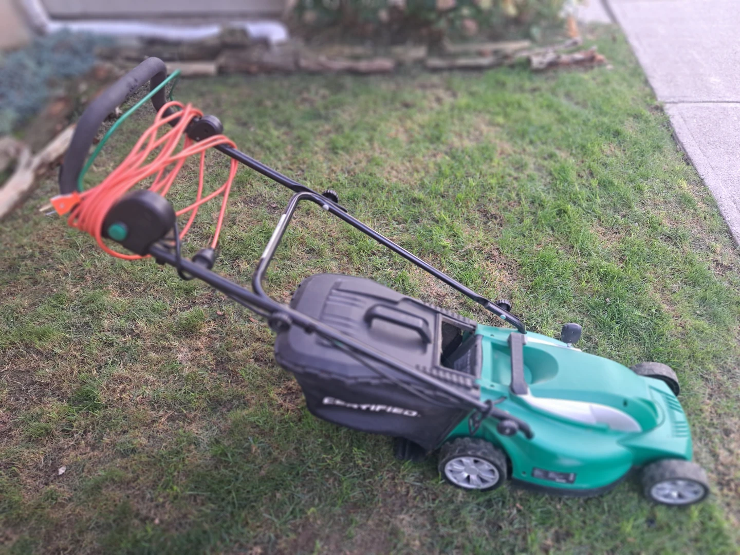 Certified Electric Lawn Mower - photo 3
