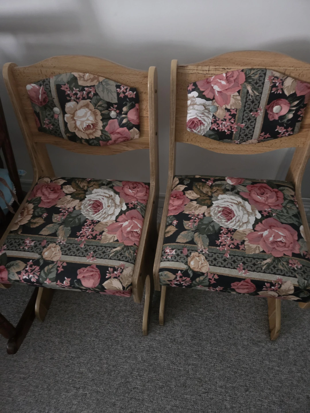 Floral Upholstered Wooden chairs Chairs (Set of 2)