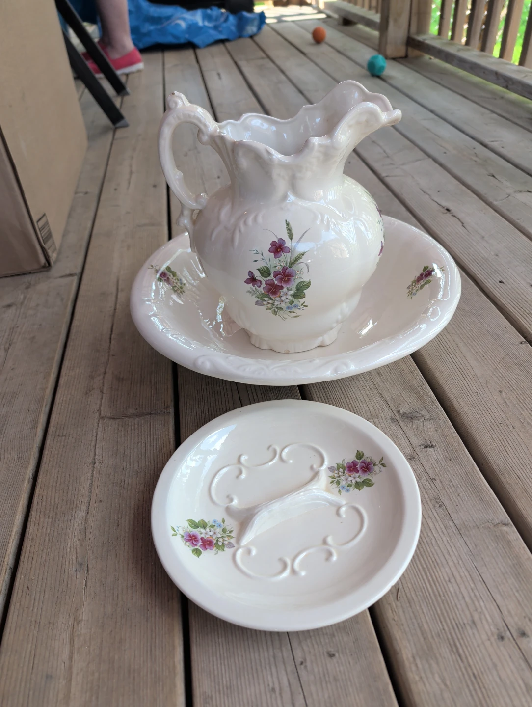 Vintage Ceramic Wash Basin and Pitcher Set with Floral Design - photo 2