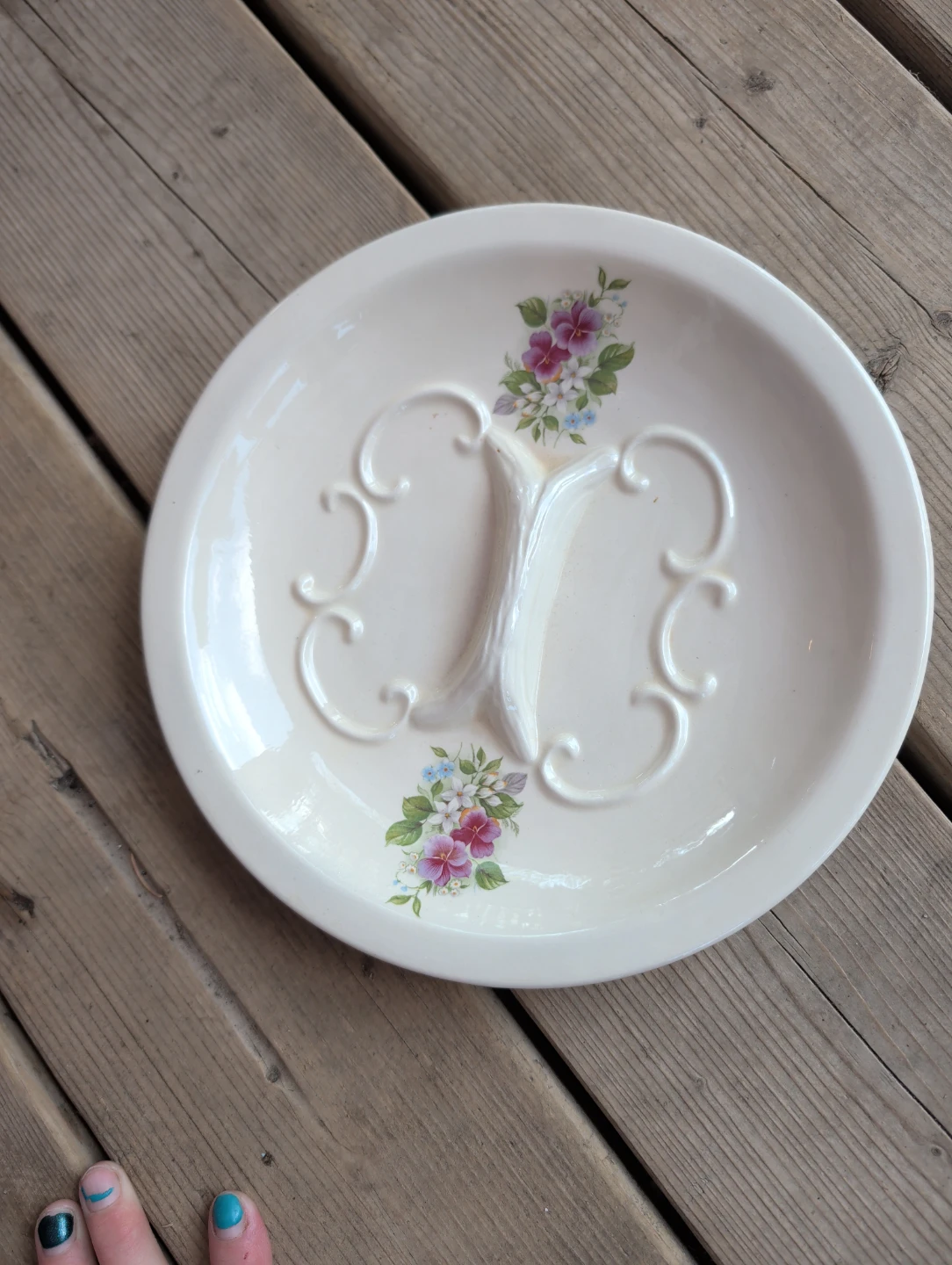 Vintage Ceramic Wash Basin and Pitcher Set with Floral Design - photo 3