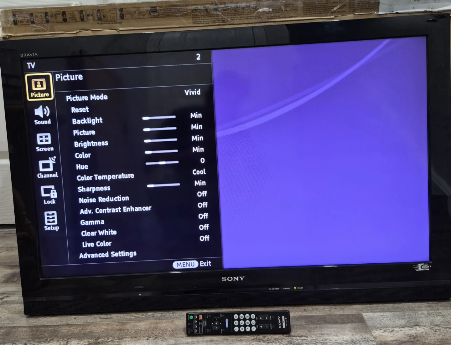 Sony Bravia 40" LCD TV with remote