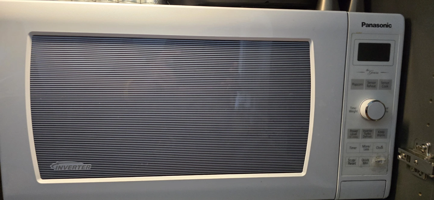Panasonic Inverter Microwave - photo 2