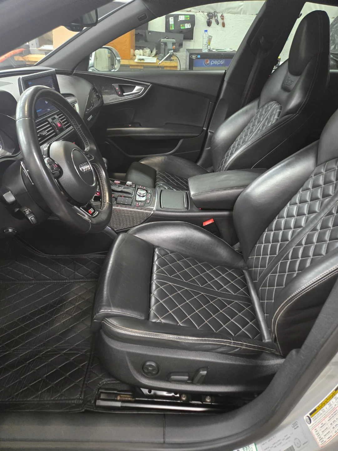 Silver Audi S7 Premium - photo 2