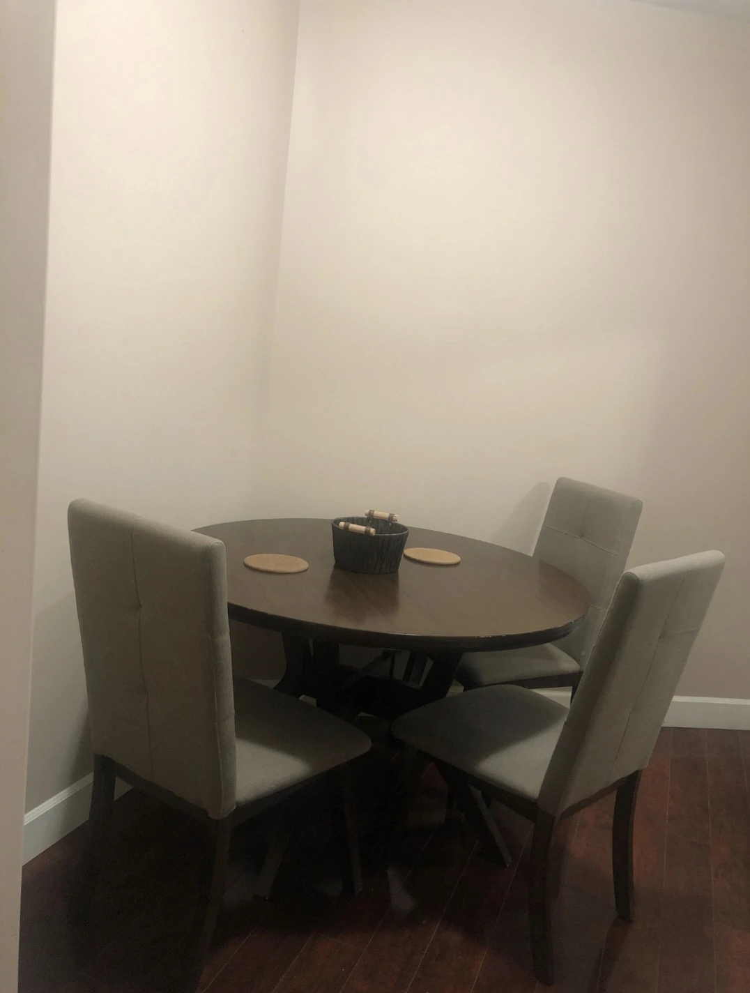 Oval Dining Table with 3 Chairs