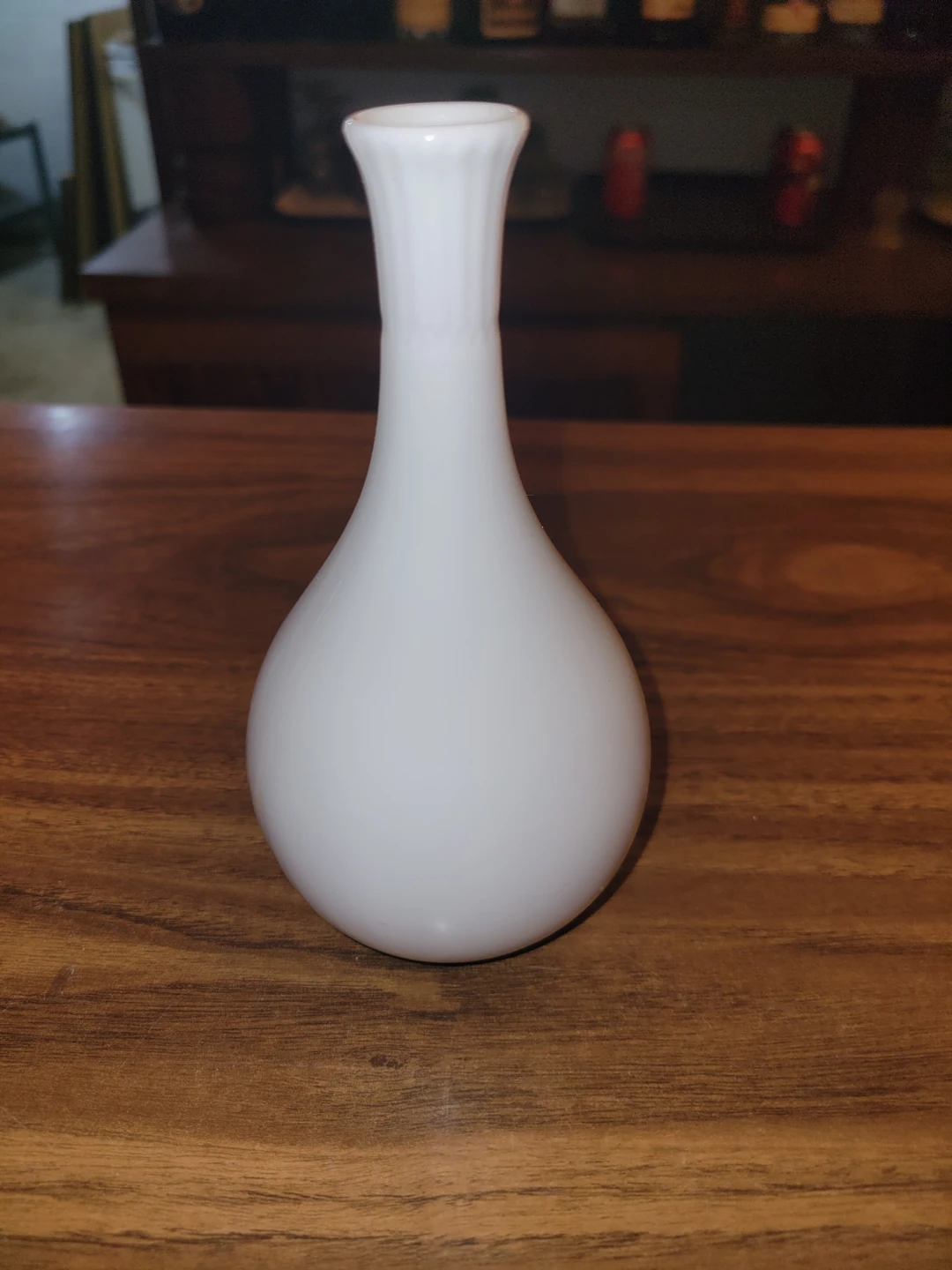 Wedgwood Insignia White Metallised Bone China Vase