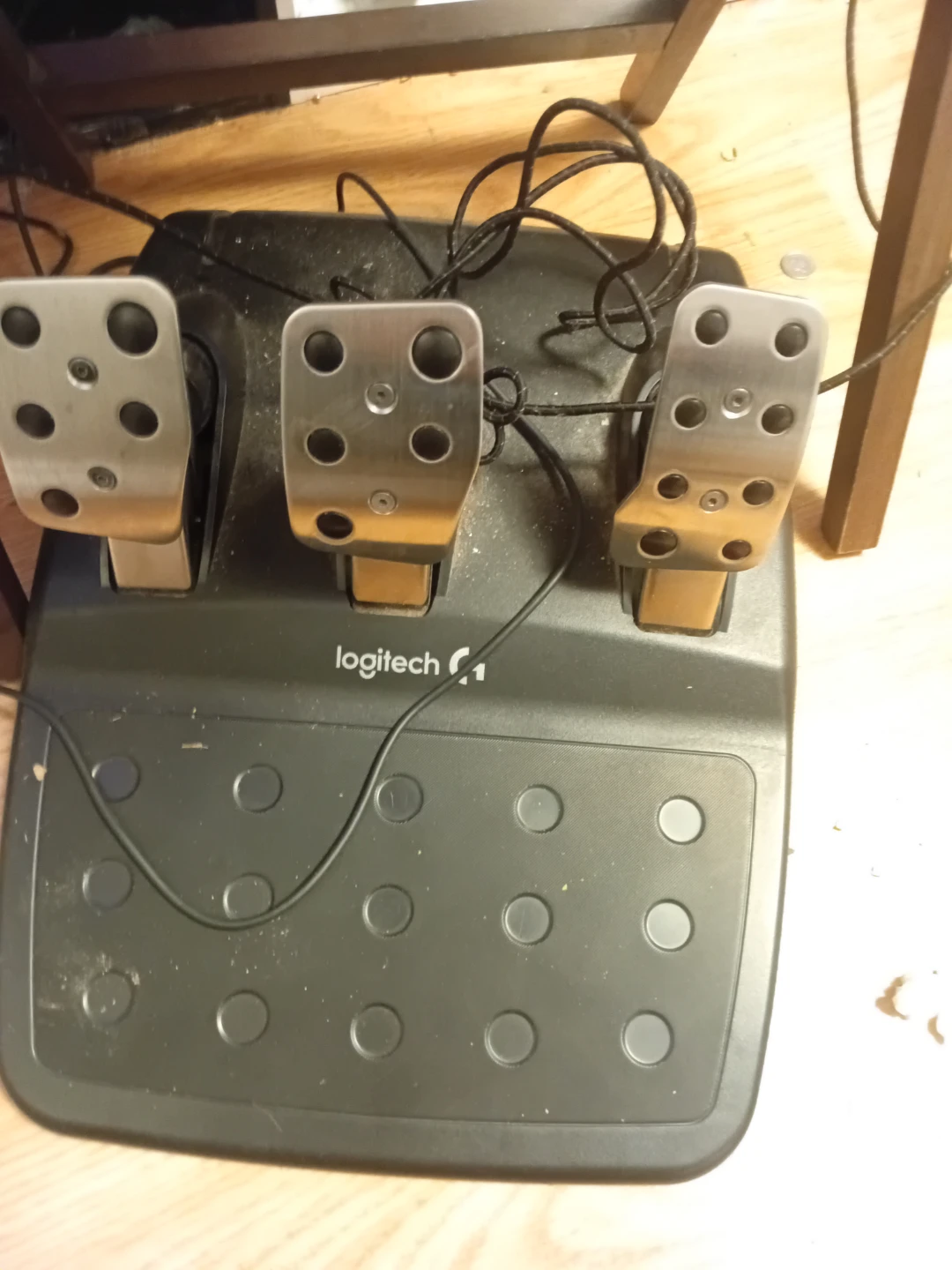 Logitech G Pro Racing Wheel, Pedals and Shifter - photo 3