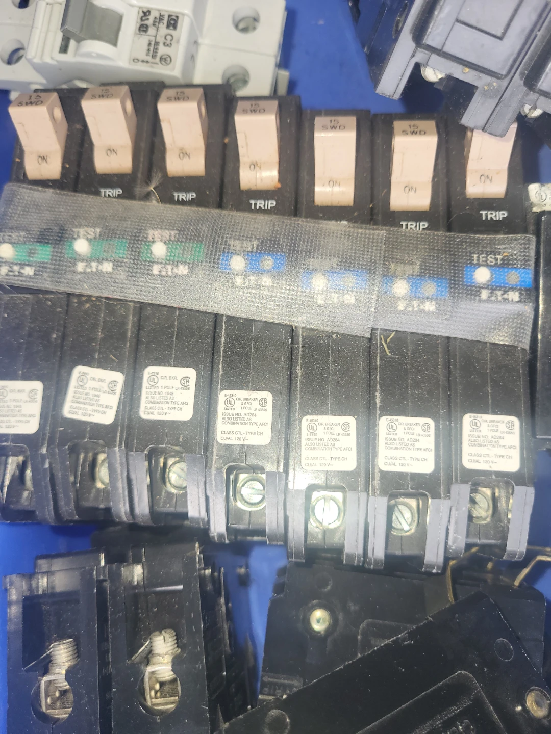 Circuit Breakers Assorted Brands and Amperages - photo 2