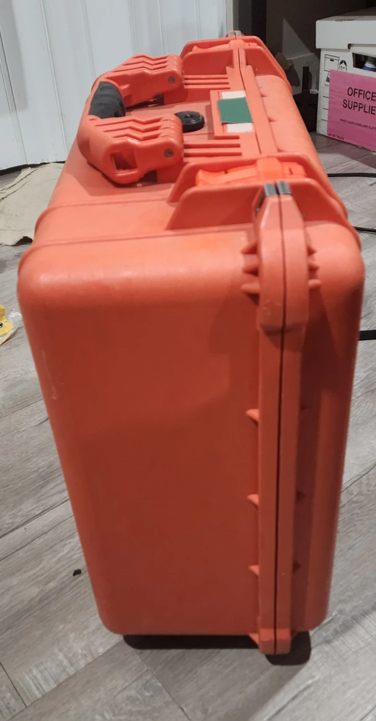 Pelican case with camera and gear. - photo 4