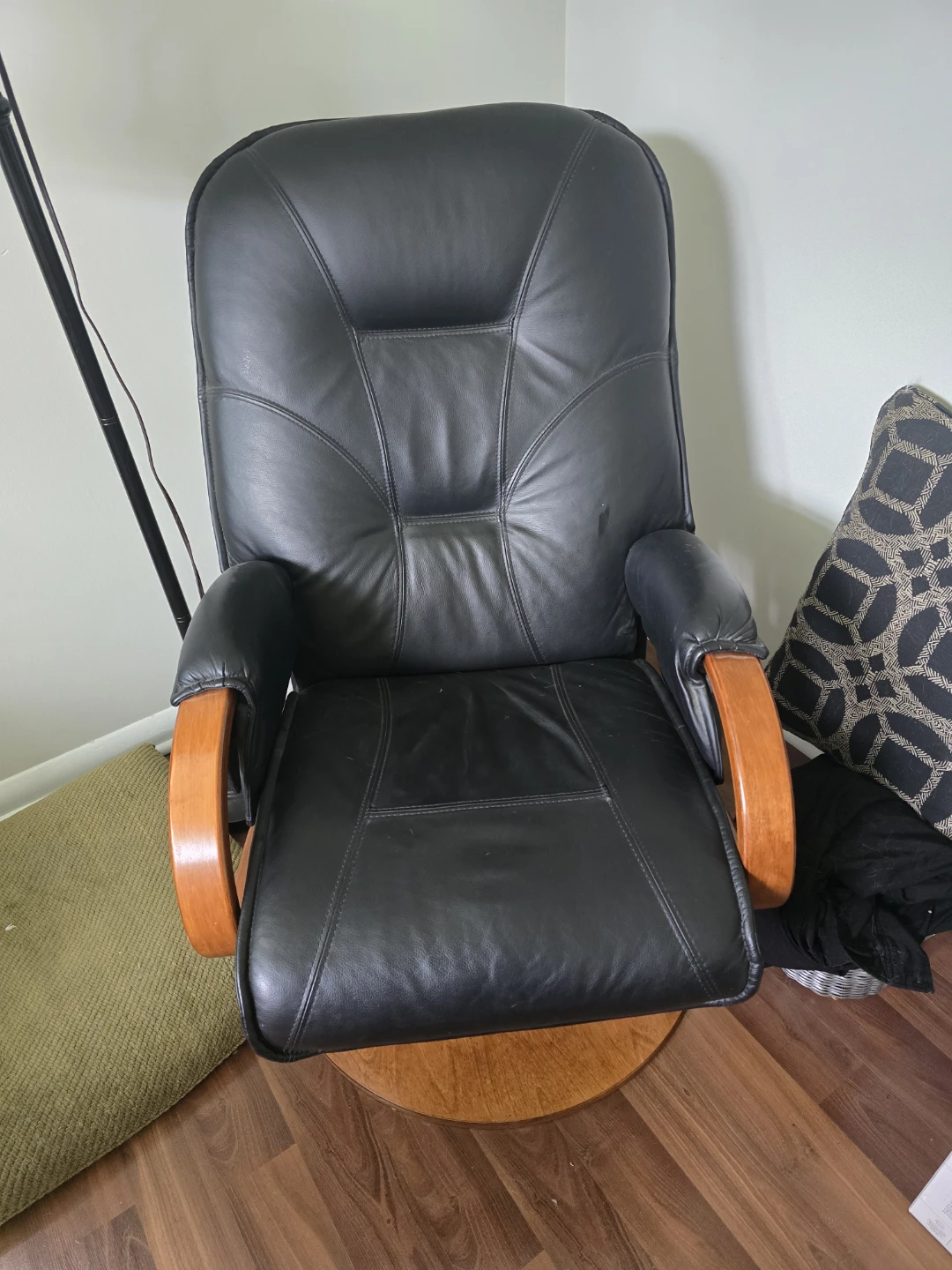 Black Leather Swivel Recliner Chair with Ottoman - photo 4