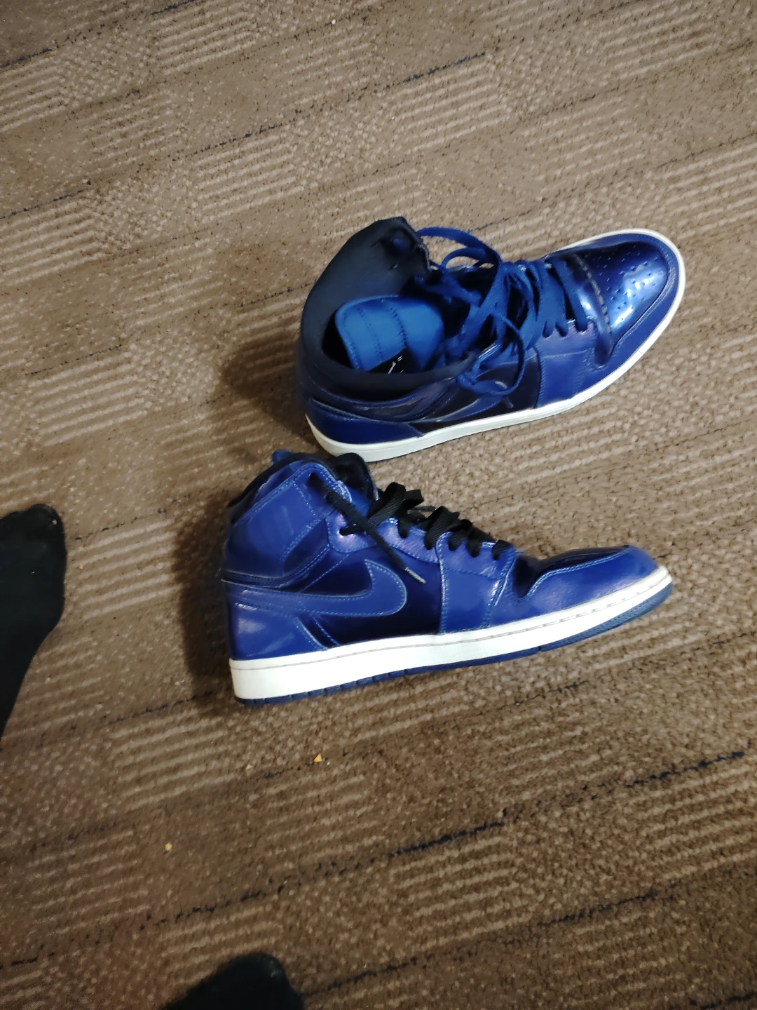 Air Jordan 1 Mid SE Royal Blue Sneakers - photo 2