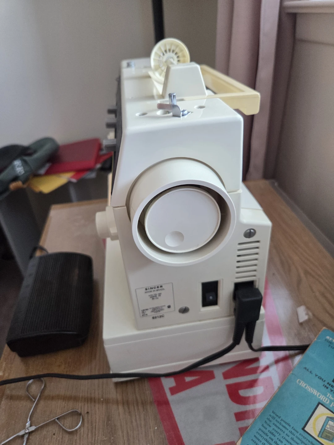 Singer Sewing Machine Model 8212C - photo 2