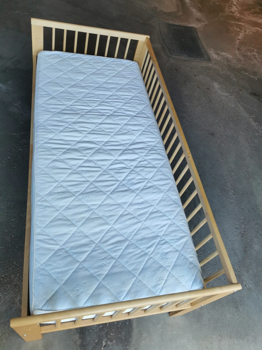 IKEA SULTAN LADE Toddler Bed Frame with Mattress
