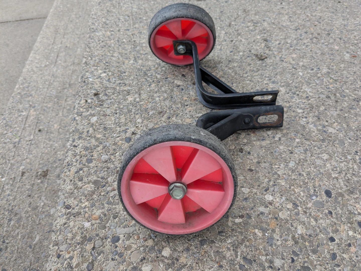Kids Bike Training Wheels - photo 2