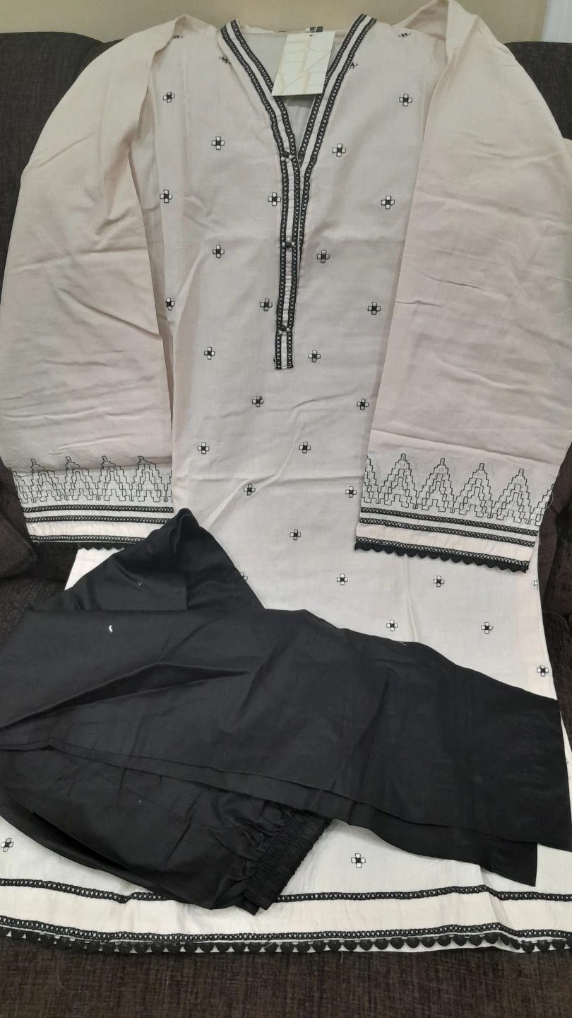 Diners brand new emb kurti black pants Medium $40 - photo 3