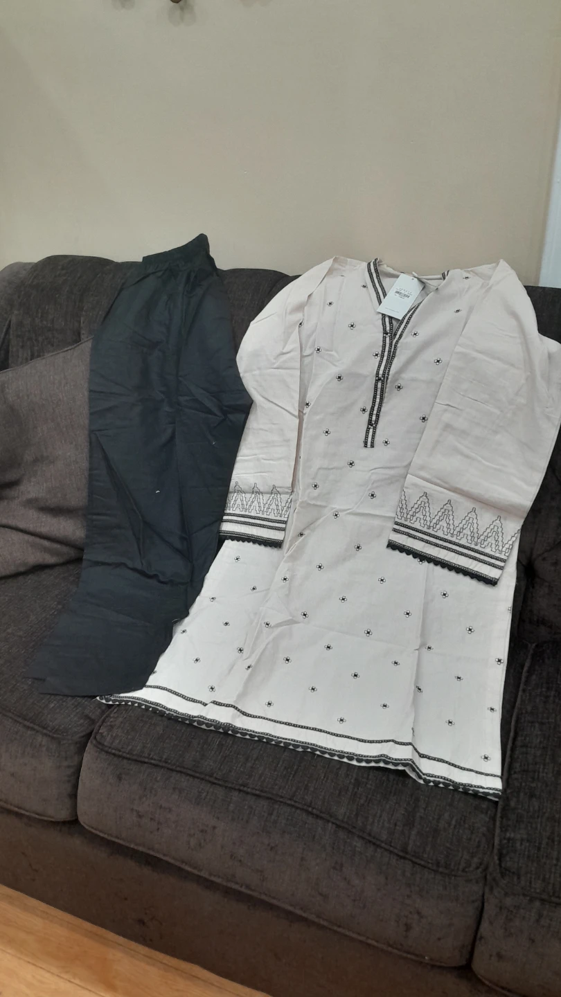 Diners brand new emb kurti black pants Medium $40 - photo 4