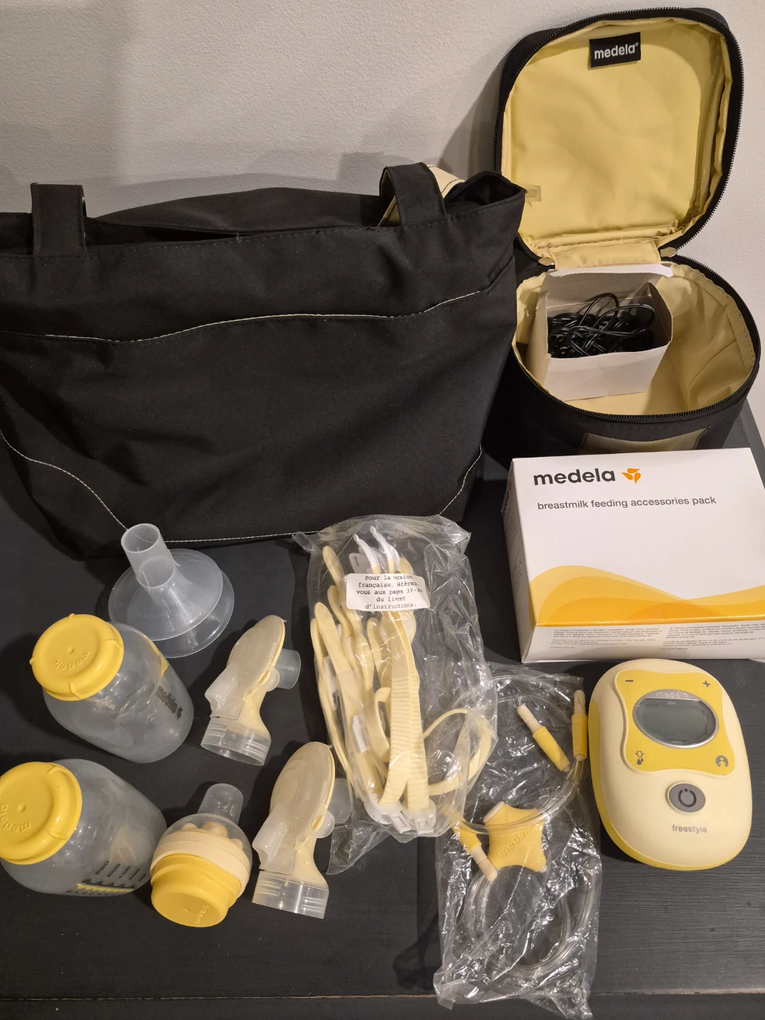Medela Freestyle Breast Pump & Accessories