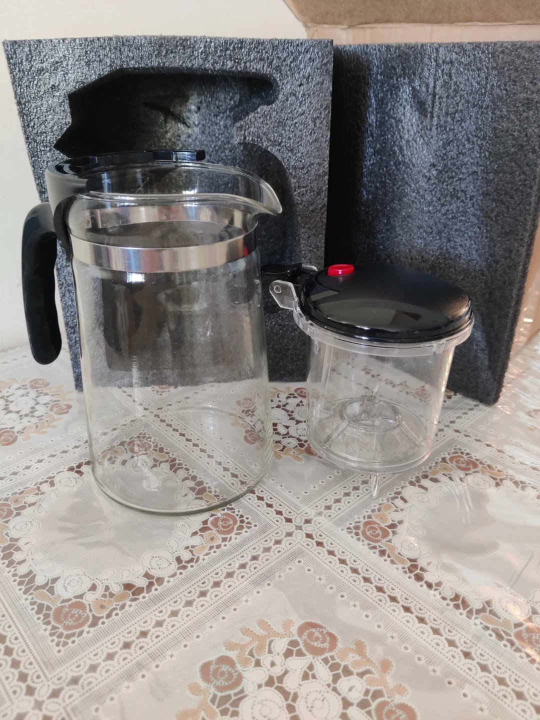 Glass Teapot with One-Touch Filter - 25.36oz