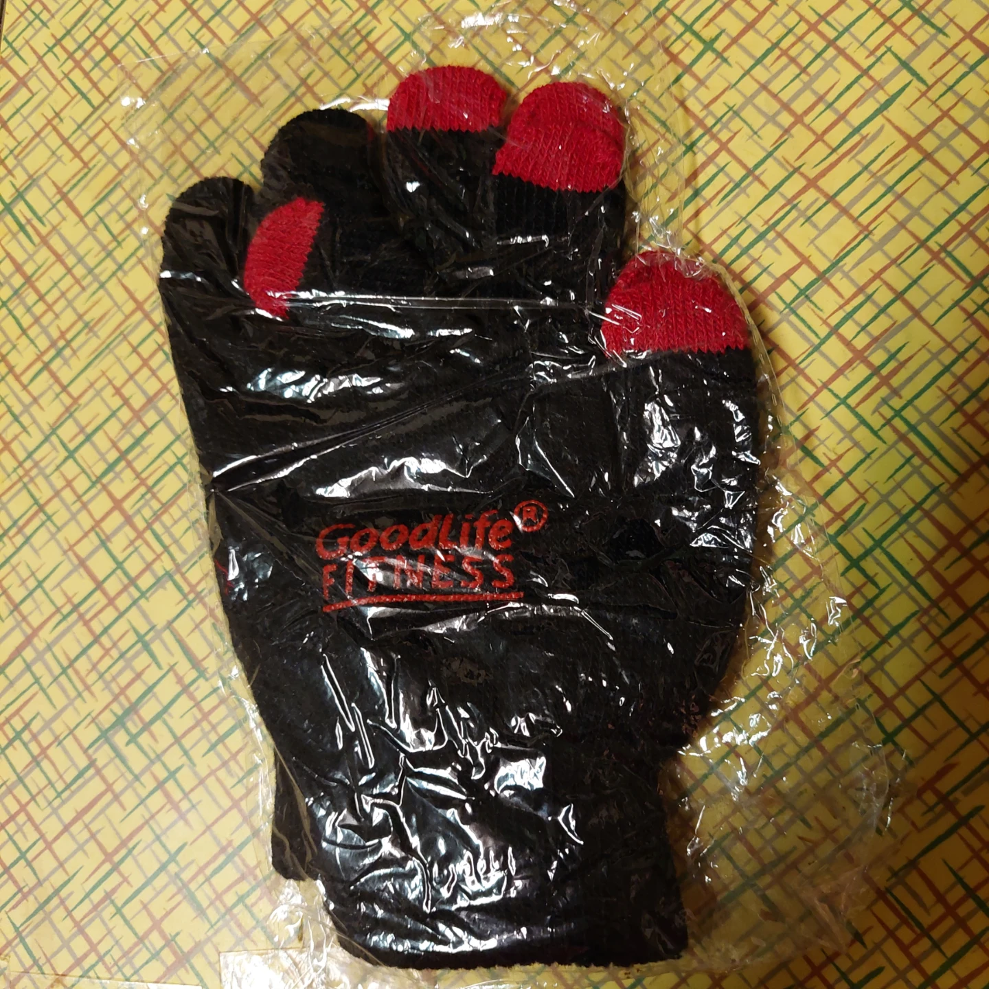 GoodLife Fitness Touchscreen Gloves