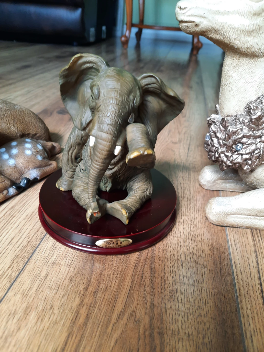 Collection of 3 animal figurines: deer family and elephant - photo 5