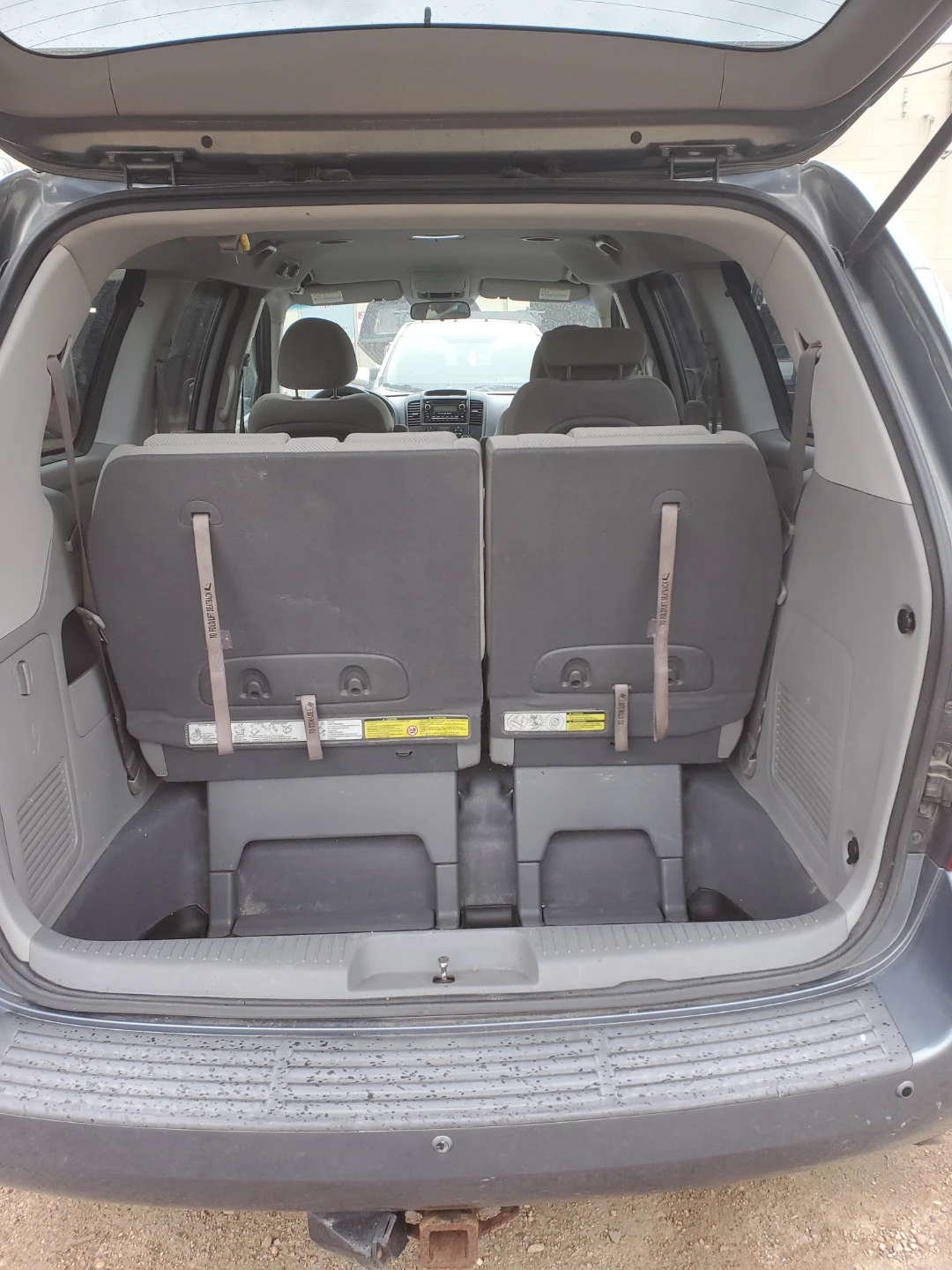 2008 Kia Sedona EX Minivan - photo 5