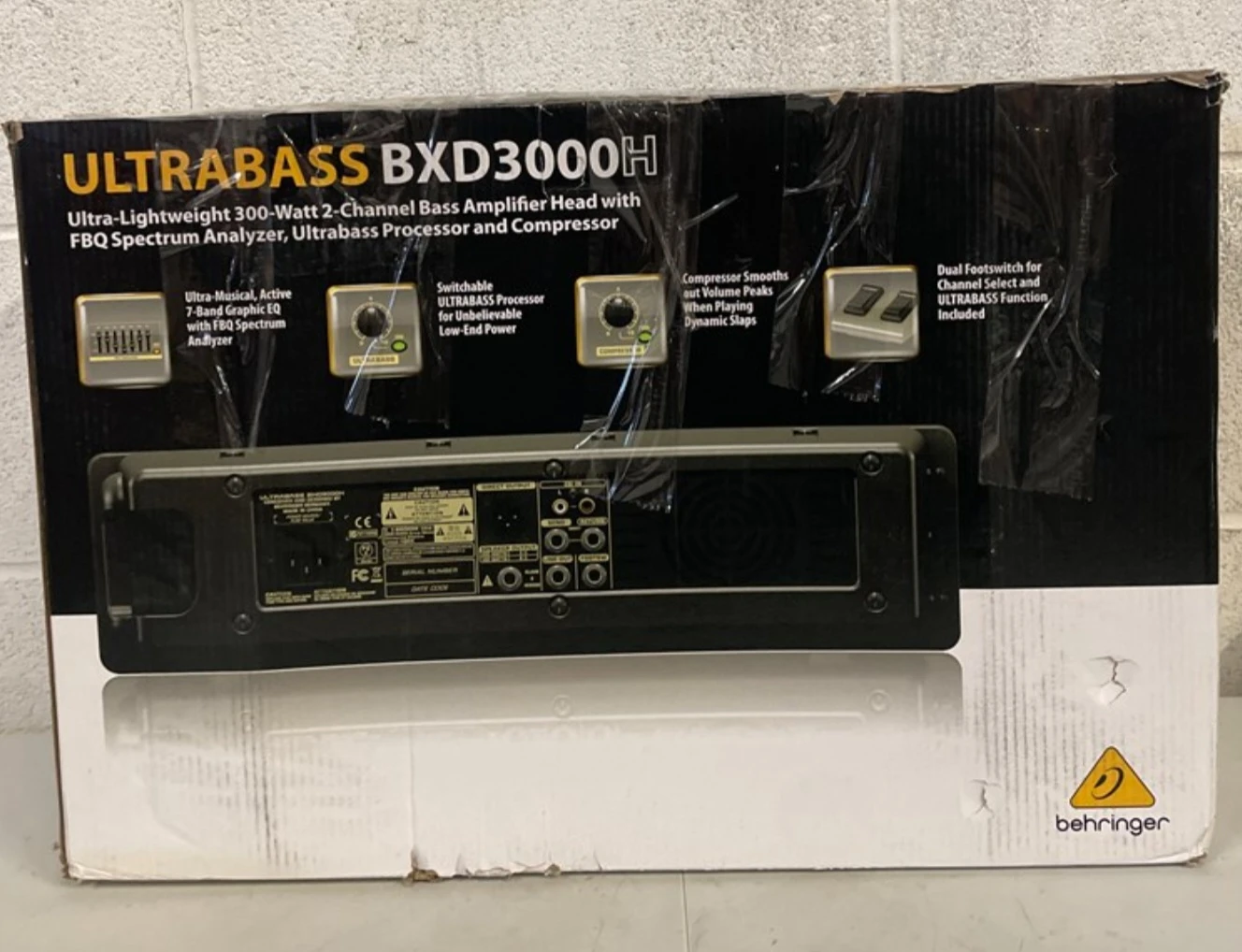 Behringer Ultrabass BXD3000H 300-Watt 2-Channel - photo 2