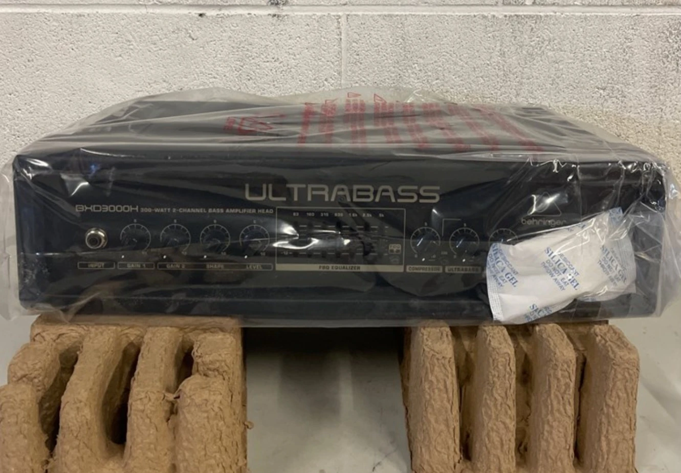Behringer Ultrabass BXD3000H 300-Watt 2-Channel - photo 3