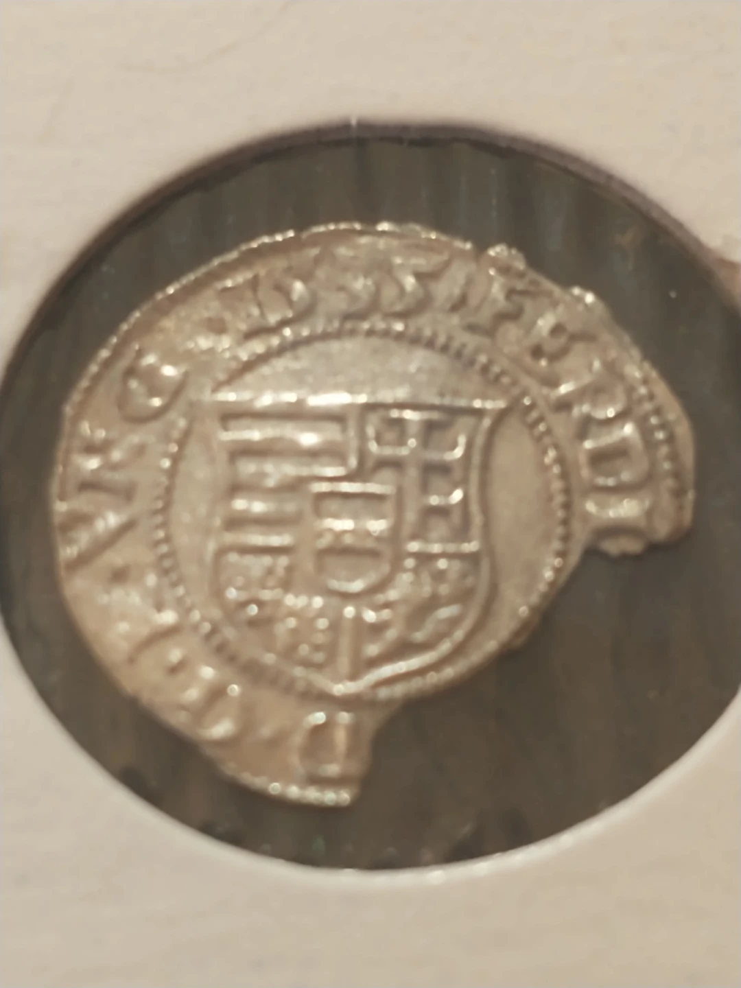 Ferdinand I 1535 K-B Silver Denar Coin - photo 2