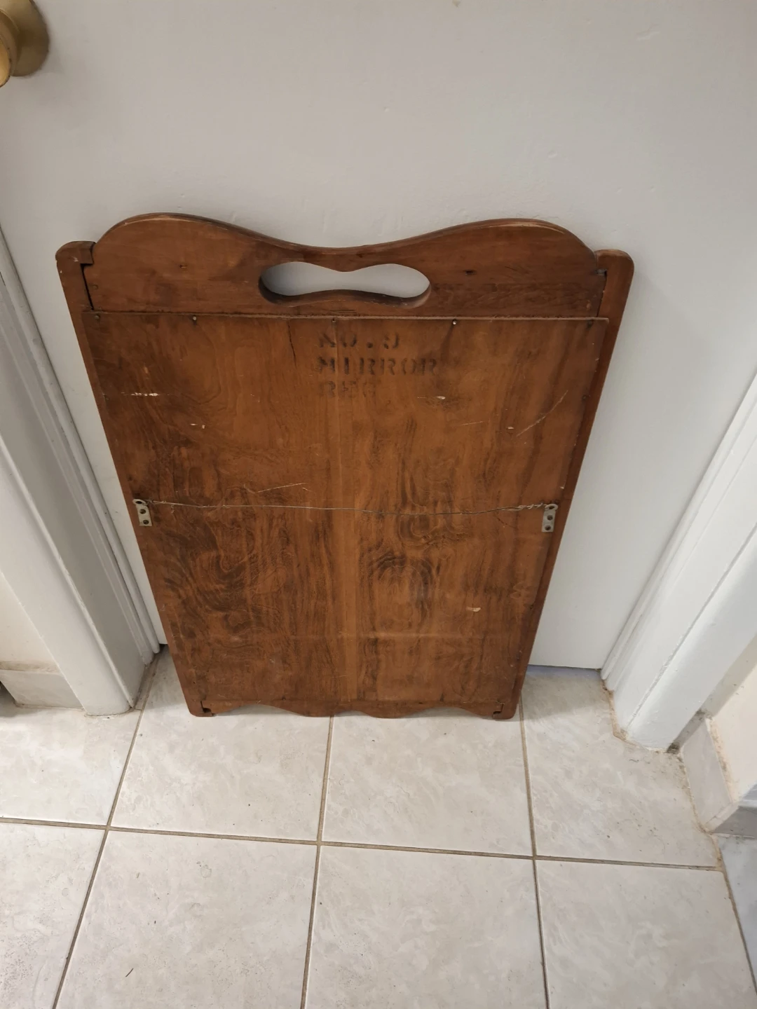Wooden Mirror with Handle - photo 3