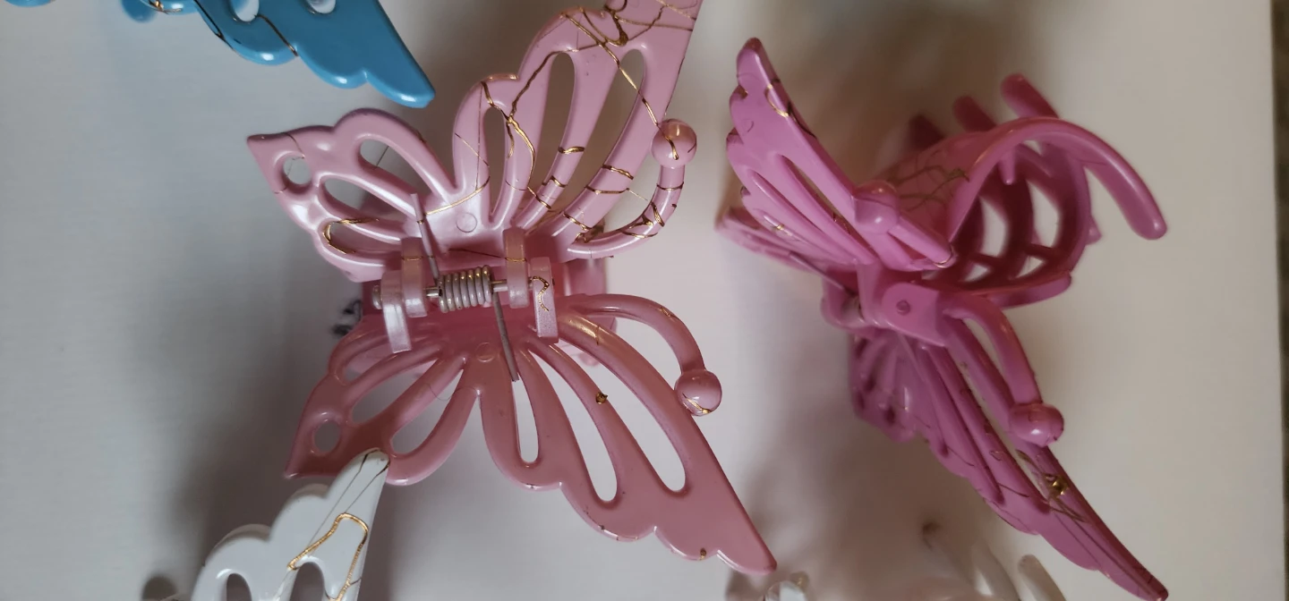 Set of 8 Butterfly Hair Claw Clips - photo 4