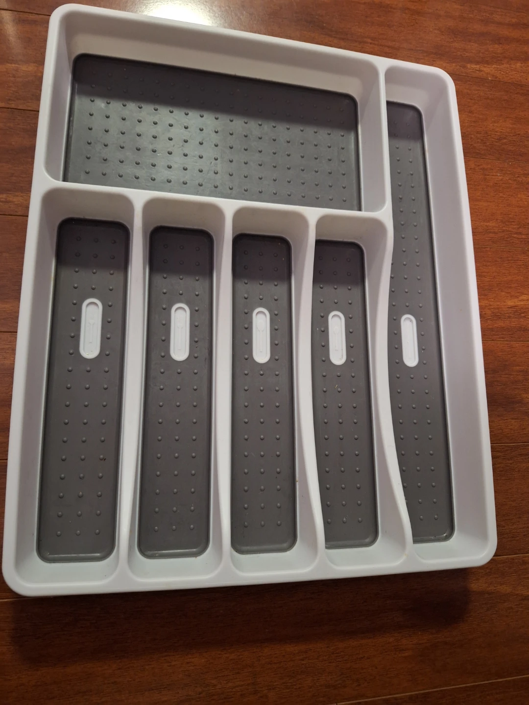 White and Grey Cutlery Organizer Tray