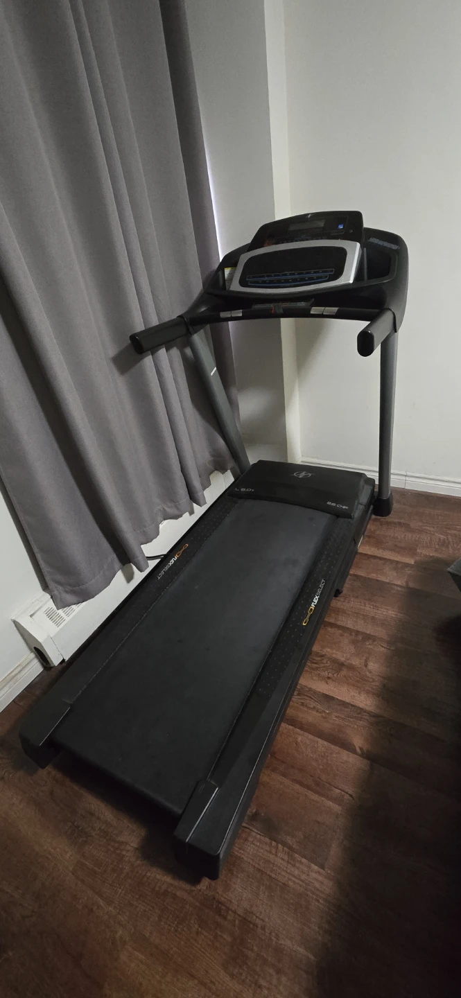NordicTrack T 8.0 Treadmill - photo 4
