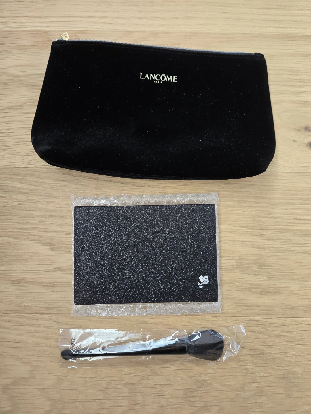 Lancôme Eye Shadow and Blush Palette Dual Brush Makeup Bag Pouch - photo 3